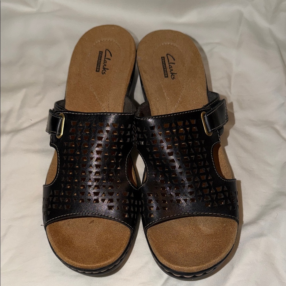 New Sz 9 Clarks Black Amara Perforated Mules Sandals